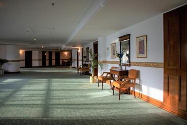 בית מלון כפרי Abha Palace