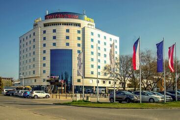 Cosmopolitan Bobycentrum Czech Leading Hotels