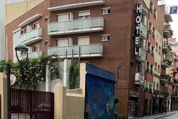 هتل Cosmos Tarragona