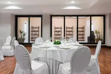 Hotel Exe Agora Caceres