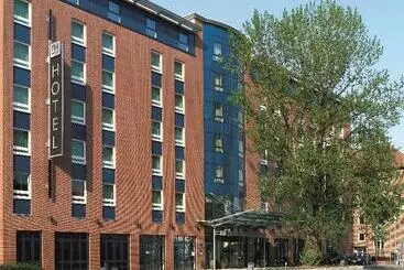 Hotel NH Hamburg Altona