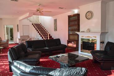 بنسيون Penzión Rosel