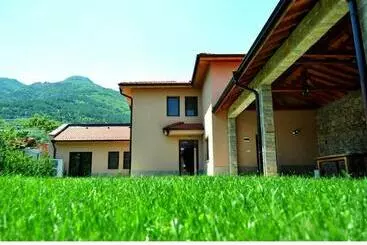 Pensjonat Yustina Villas Guest House