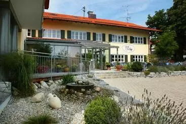 Hotel Wirth Z ´ Moosham