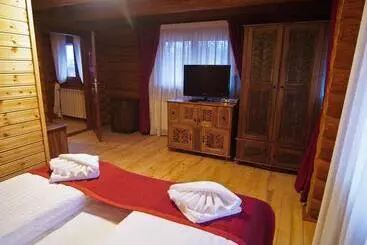 Majatalo Honor Villa