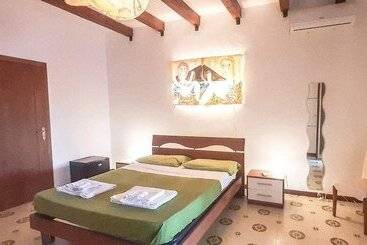 Villa Il Glicine Bed & Breakfast