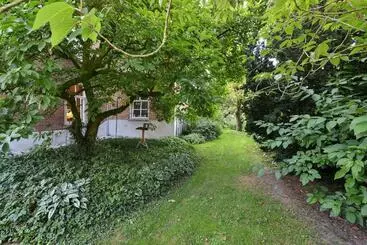 Aamiaismajoitus (B&B) De Oude Pastorie Macharen