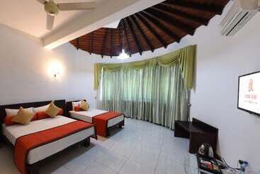 Pensione Oak Ray Villa