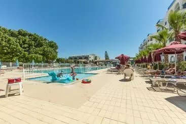Hotel Crown Resorts Elamaris