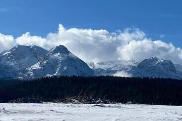 Pensión Bungalows And Rooms Ivan