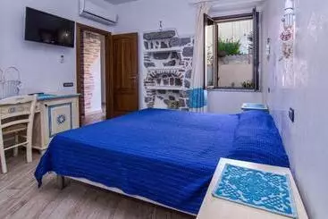 ペンション Room Tortoli