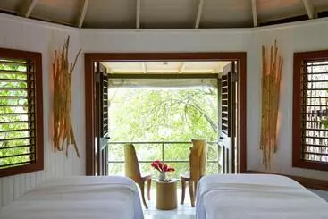 אתר נופש Goldeneye