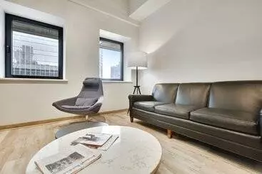 هتل Etage Executive Living