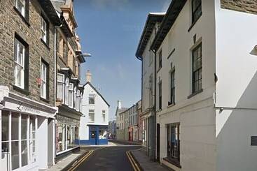 پانسیون 25a Bridge Street