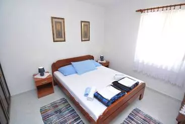 Pension  Apartments & Rooms Vanja