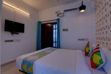 پانسیون Compact Studio Home Near Kirumabakkam