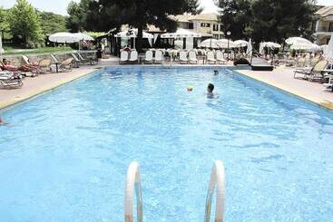 בית מלון כפרי Lesse