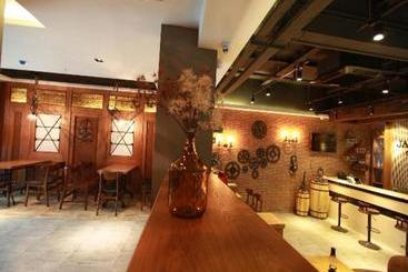 Hotel James Joyce Coffetel Wuxi Taihu Square Subway Station Branch