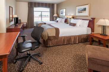 ホテル Wingate By Wyndham Edmonton West