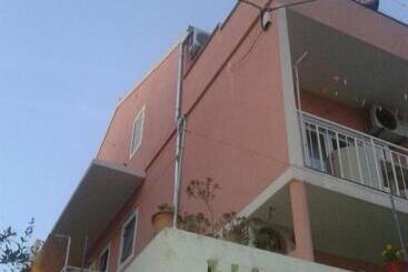 Pansiyon Apartments Alissa