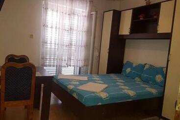 Panzió Apartments Alissa