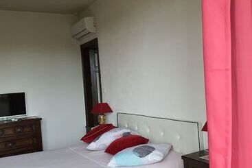 Pensionat Le Manoir Du Coeur Volant B&b