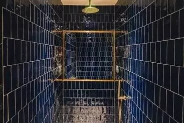 ホテル The Dean Cork