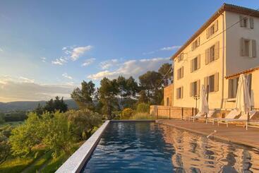 Bed and Breakfast Château Les Gardis
