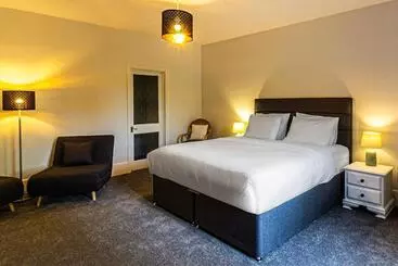 Cosy Wolf Bed & Breakfast