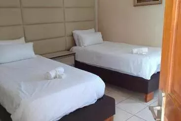 ベッドアンドブレックファースト Dehoop Luxury Lodge
