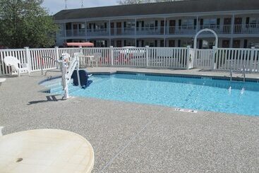 מוטל Long Beach Motor Inn