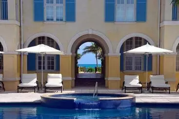 هتل آپارتمان Villa Renaissance Unit 205 Grace Bay Beach
