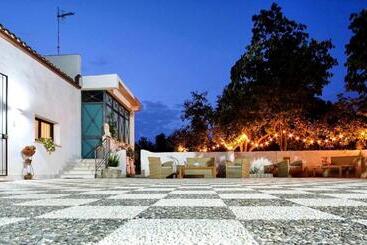 تختخواب و صبحانه I Gelsomini