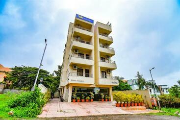 Fabhotel Mountain High Inn   Nr Lifeline Hospital