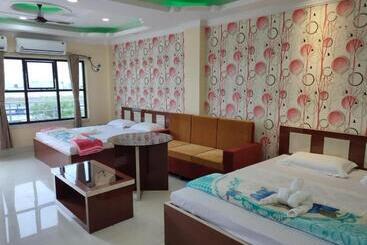 فندق Royal Sunview