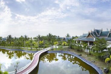 Hotel Miracle Island Resort