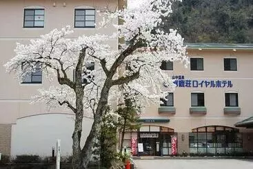 호텔 Royal  Yamanaka Onsen Kajikaso