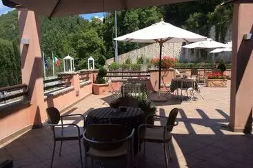 ホテル Meridiana Country