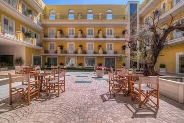 Victoria Palace Hotel & Zen Wellness