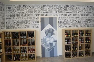 فندق فئة نجمة واحدة Clodi