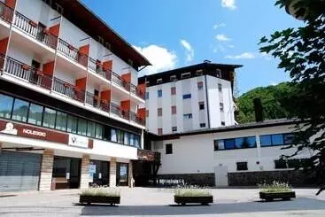 Hotelli Bucaneve