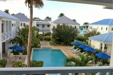 هتل Shoal Bay Villas