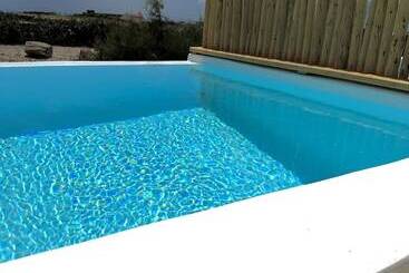 تختخواب و صبحانه Aegean Hospitality