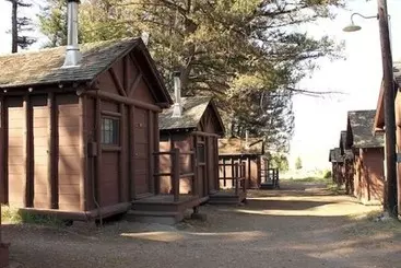 Hotelli Roosevelt Lodge & Cabins   Inside The Park