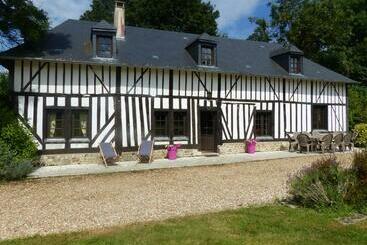 ホテル Le Domaine Des Tostes