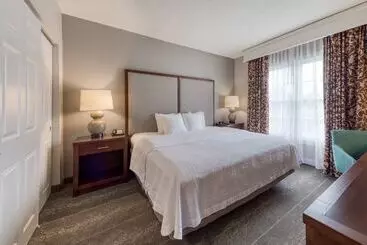 هتل Homewood Suites By Hilton Olmsted Village