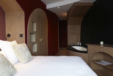 هتل Hôtel Des Dromonts By Sowell Collection