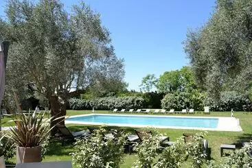 ホテル La Begude Saintpierre