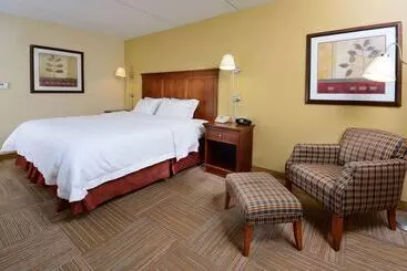 فندق Hampton Inn Raleigh Capital Blvd. North