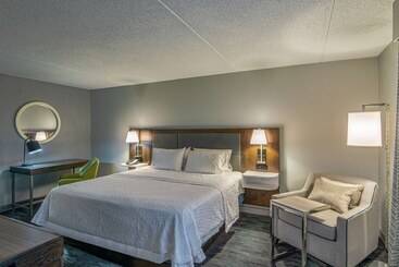 酒店 Hampton Inn Waldorf